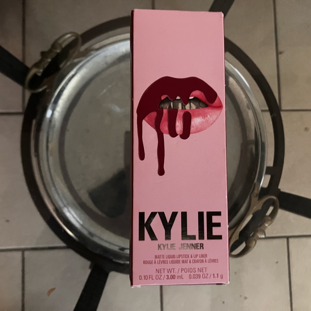 Kylie Jenner lipstick